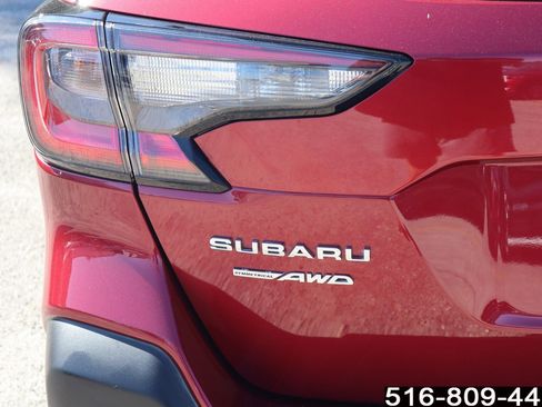 Used 2023 Subaru Outback Premium image 31