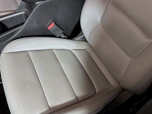 Used 2021 Chevrolet TrailBlazer LT w/ Premium Seating Package image 19