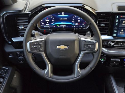 Used 2024 Chevrolet Silverado 1500 LTZ AWD/4WD image 13