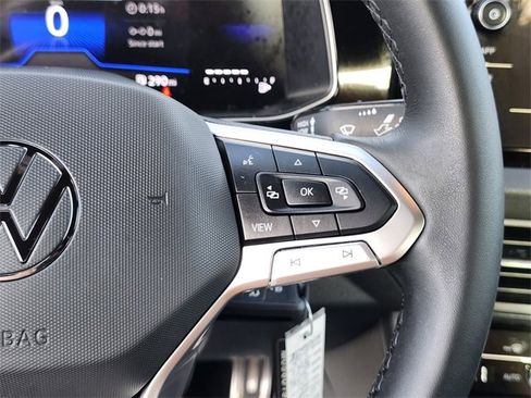 Used 2025 Volkswagen Jetta Sport image 27