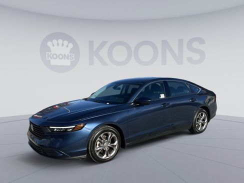 Used 2024 Honda Accord EX image 1