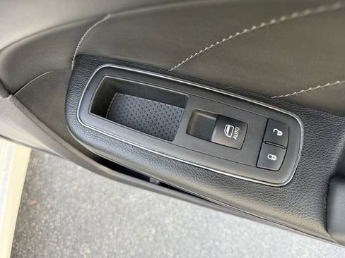 Used 2023 Dodge Charger Scat Pack w/ Daytona Edition Group image 40