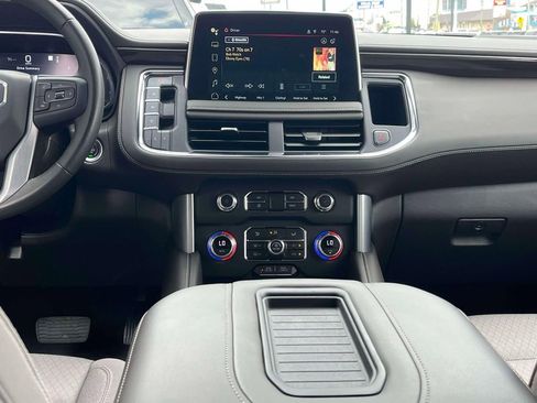 Used 2022 GMC Yukon SLE w/ Max Trailering Package image 13