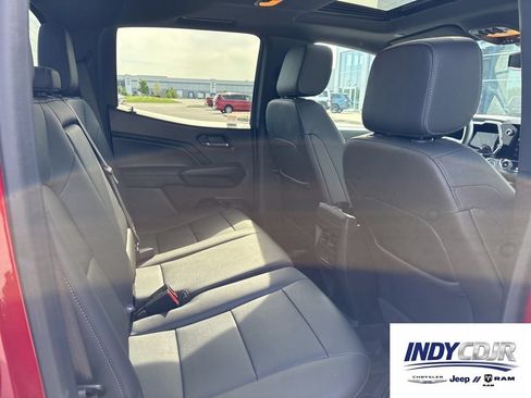 Used 2024 GMC Canyon Elevation w/ Elevation Premium Package RWD image 13