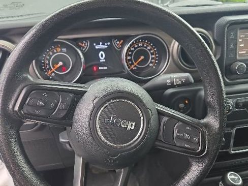 Used 2021 Jeep Gladiator Sport w/ Trailer Tow Package AWD/4WD image 10