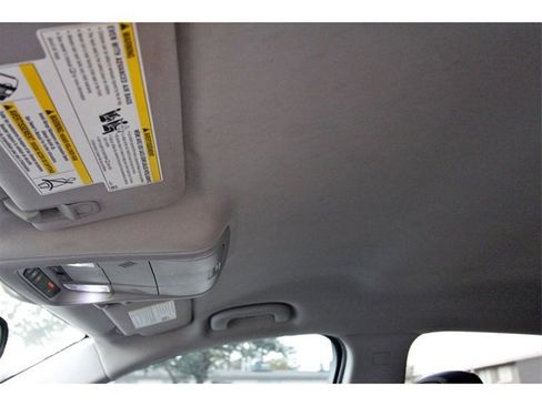 Used 2019 GMC Terrain SLT image 27