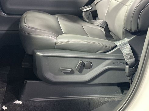 New 2025 Ford Expedition Max Active image 14