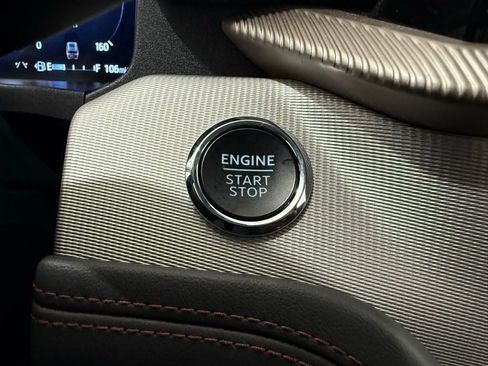 Certified 2025 Ford Explorer Active image 42