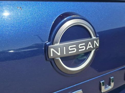 Used 2023 Nissan Rogue SL w/ SL Premium Package FWD image 32