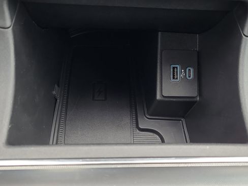 Certified 2022 Ford Edge SEL w/ Convenience Package image 21