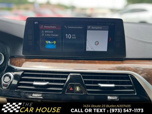 Used 2017 BMW 530i xDrive image 28