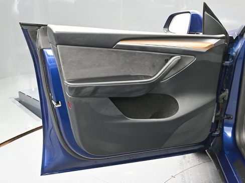 Used 2022 Tesla Model Y Performance image 44