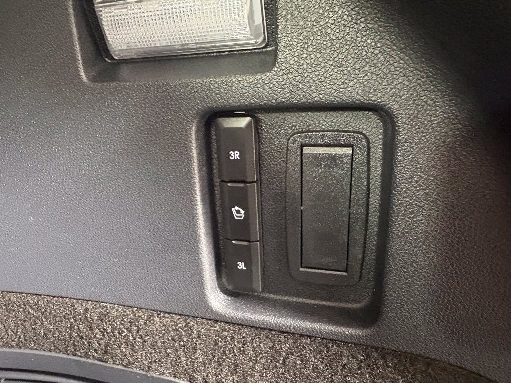 Used 2026 Lincoln Aviator AWD w/ Jet Appearance Package image 34