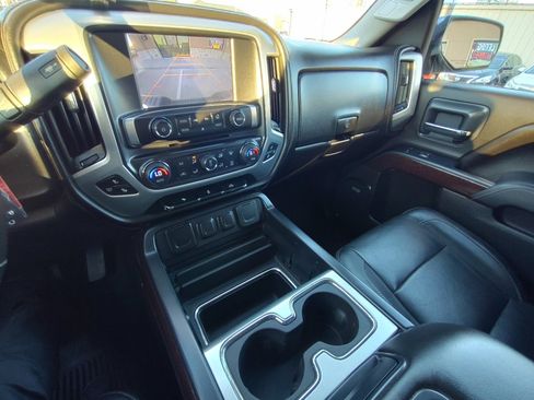 Used 2014 GMC Sierra 1500 SLT w/ SLT Crew Cab Value Package image 20