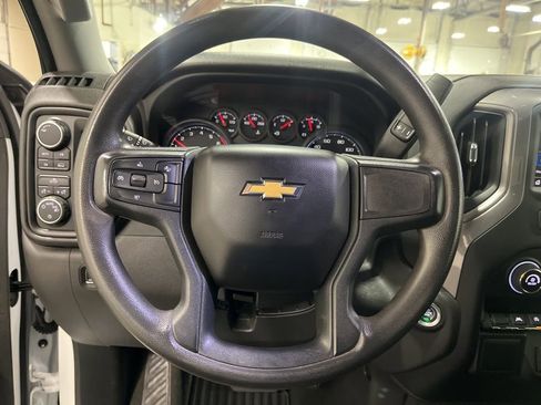 Certified 2022 Chevrolet Silverado 1500 Custom AWD/4WD image 20