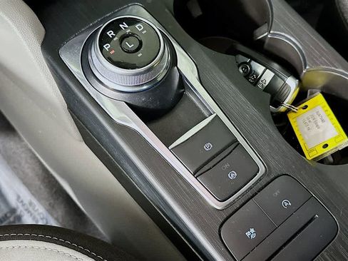 Certified 2024 Ford Escape Active image 19