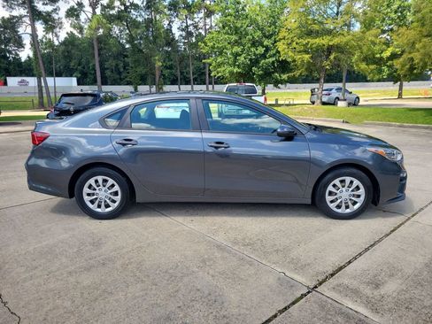 Used 2021 Kia Forte Sedan FWD image 9