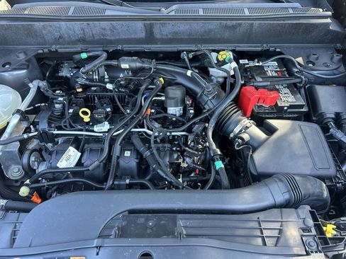 Used 2024 Ford Maverick XLT FWD image 13