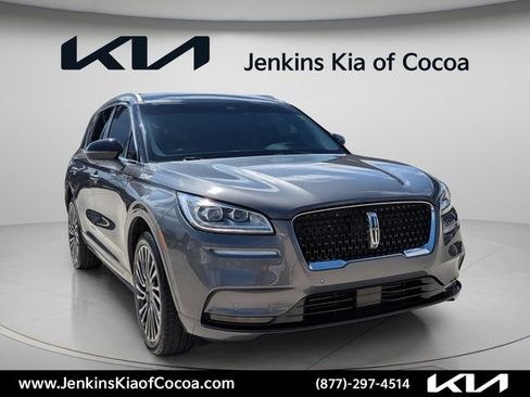 Used 2021 Lincoln Corsair Reserve w/ Equipment Group 201A AWD/4WD image 2