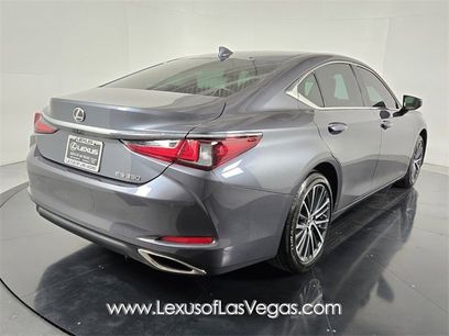 New 2025 Lexus ES 350 w/ Premium Package
