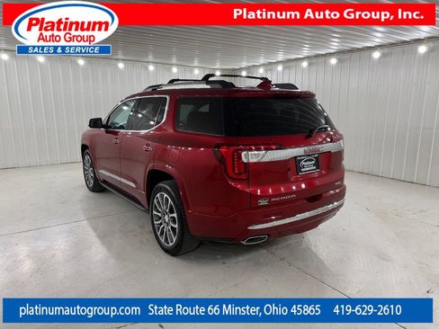 Used 2021 GMC Acadia Denali w/ Denali Ultimate Package AWD/4WD image 3