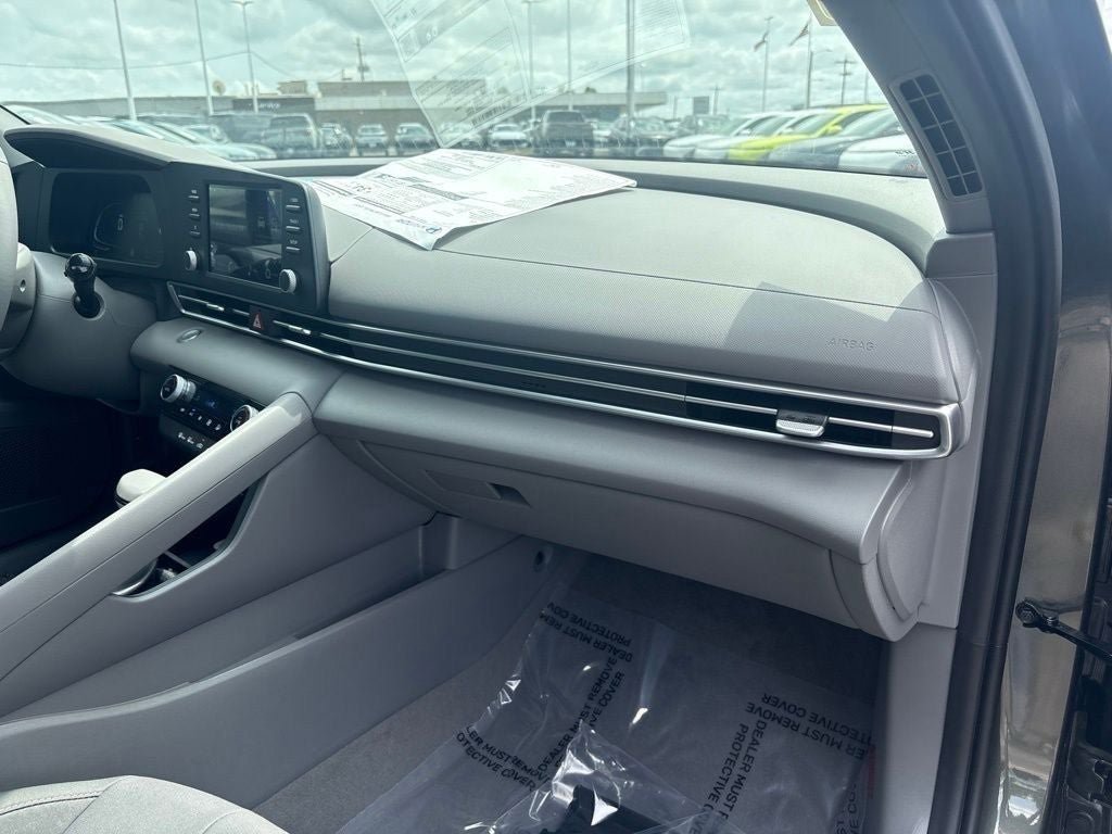 New 2026 Hyundai Elantra Sport FWD image 30