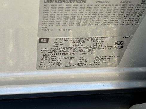 Used 2018 Buick Envision Essence image 31