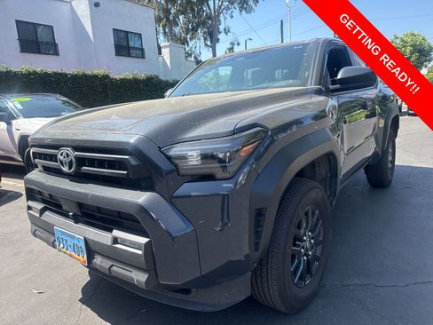 Used 2025 Toyota 4Runner SR5 image 2