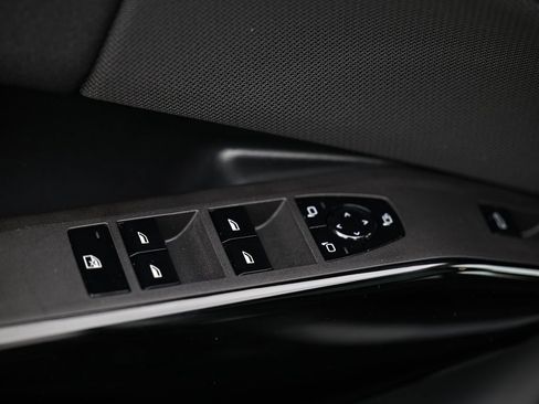 New 2026 BMW X3 xDrive30 w/ Premium Package image 16