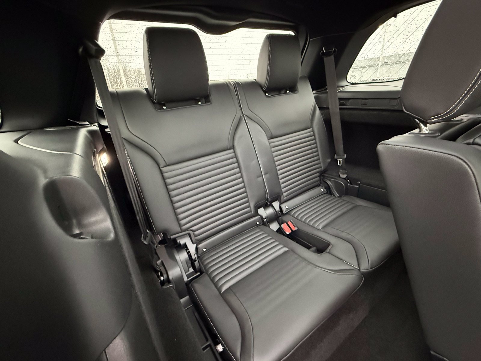 New 2026 Land Rover Discovery S AWD/4WD image 16
