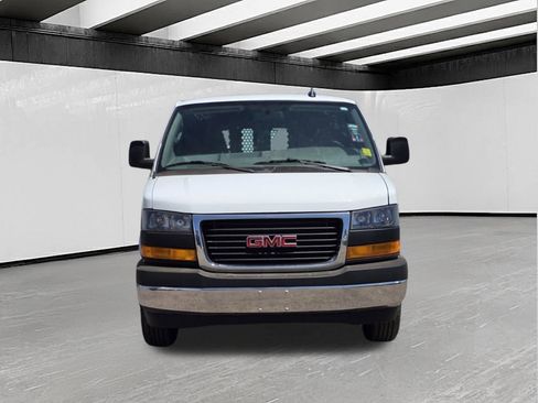 Used 2024 GMC Savana 2500 w/ Driver Convenience Package RWD image 9