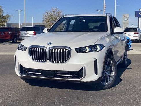 Used 2026 BMW X5 xDrive50e w/ Executive Package AWD/4WD image 3