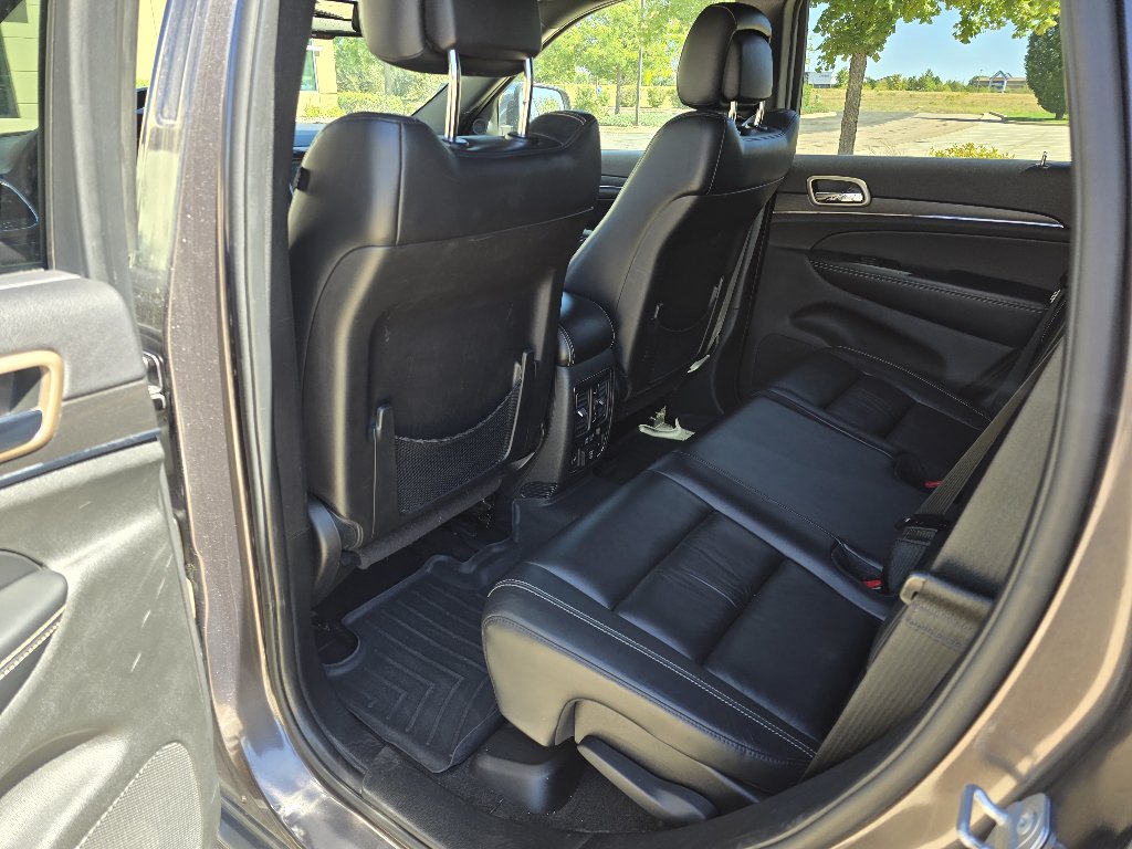 Used 2015 Jeep Grand Cherokee Limited AWD/4WD image 15