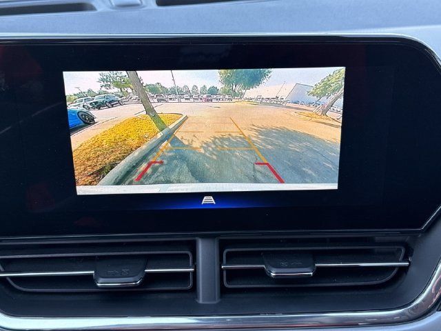 Used 2026 Chevrolet Trax LT FWD image 17