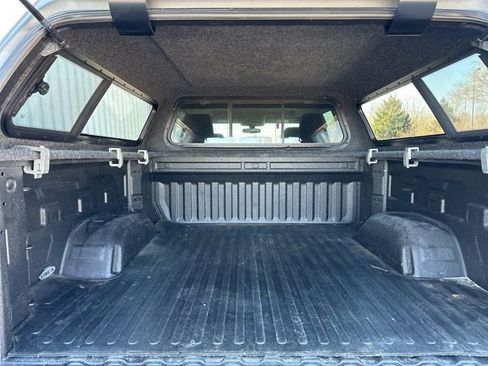 Used 2019 Chevrolet Silverado 1500 LT Trail Boss w/ Convenience Package image 29