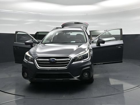 Used 2019 Subaru Outback 2.5i Premium AWD/4WD image 27