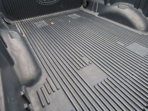 Used 2015 Ford F150 XLT w/ Equipment Group 301A Mid image 13