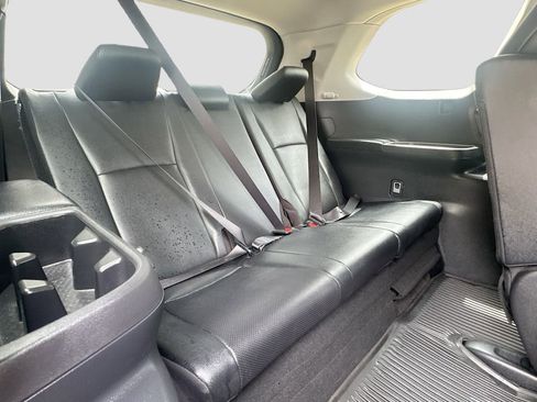 Used 2024 Toyota Grand Highlander XLE FWD image 26