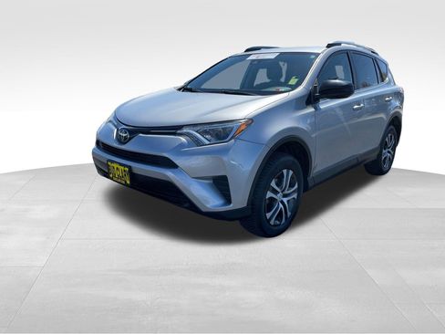 Certified 2018 Toyota RAV4 LE w/ All Weather Liner Package AWD/4WD image 8