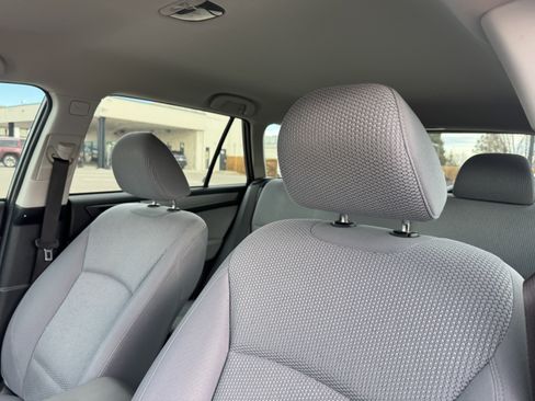 Used 2018 Subaru Outback 2.5i image 13