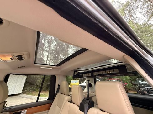 Used 2014 Land Rover LR4 HSE AWD/4WD image 39