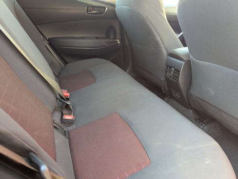 Used 2024 Toyota Corolla Cross SE w/ Moonroof Package image 11