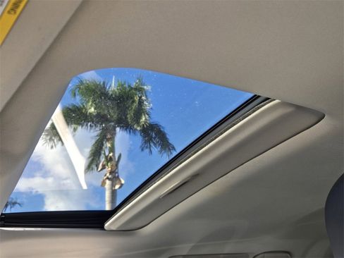 Used 2022 INFINITI QX80 Premium Select w/ All-Season Package image 19