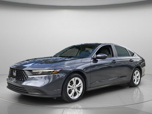 Certified 2024 Honda Accord LX image 9