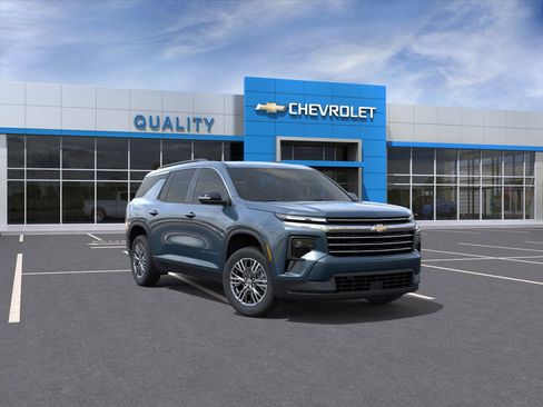 New 2026 Chevrolet Traverse LT w/ Driver Confidence Package FWD image 25