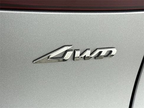 Used 2023 Genesis GV70 2.5T Advanced w/ Advanced Package image 29