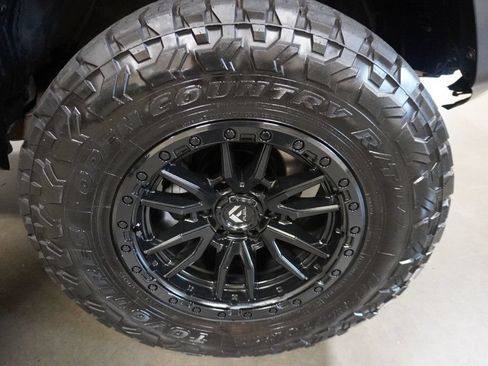 Used 2019 Toyota 4Runner SR5 Premium AWD/4WD image 5