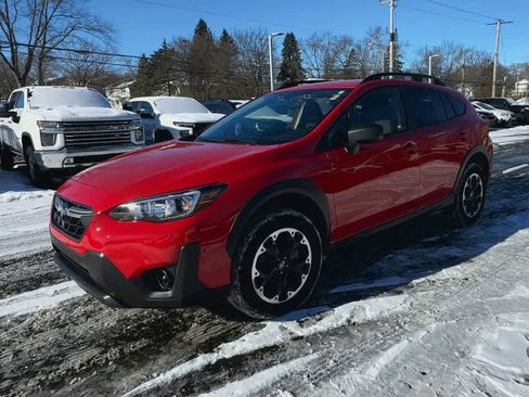 Certified 2023 Subaru Crosstrek 2.0i image 4