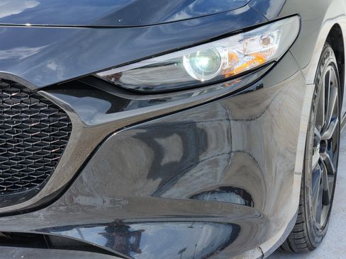 Used 2024 MAZDA MAZDA3 s FWD image 11