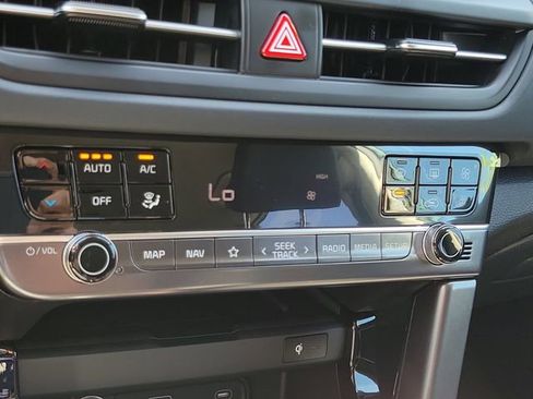 New 2026 Kia Seltos EX FWD image 24